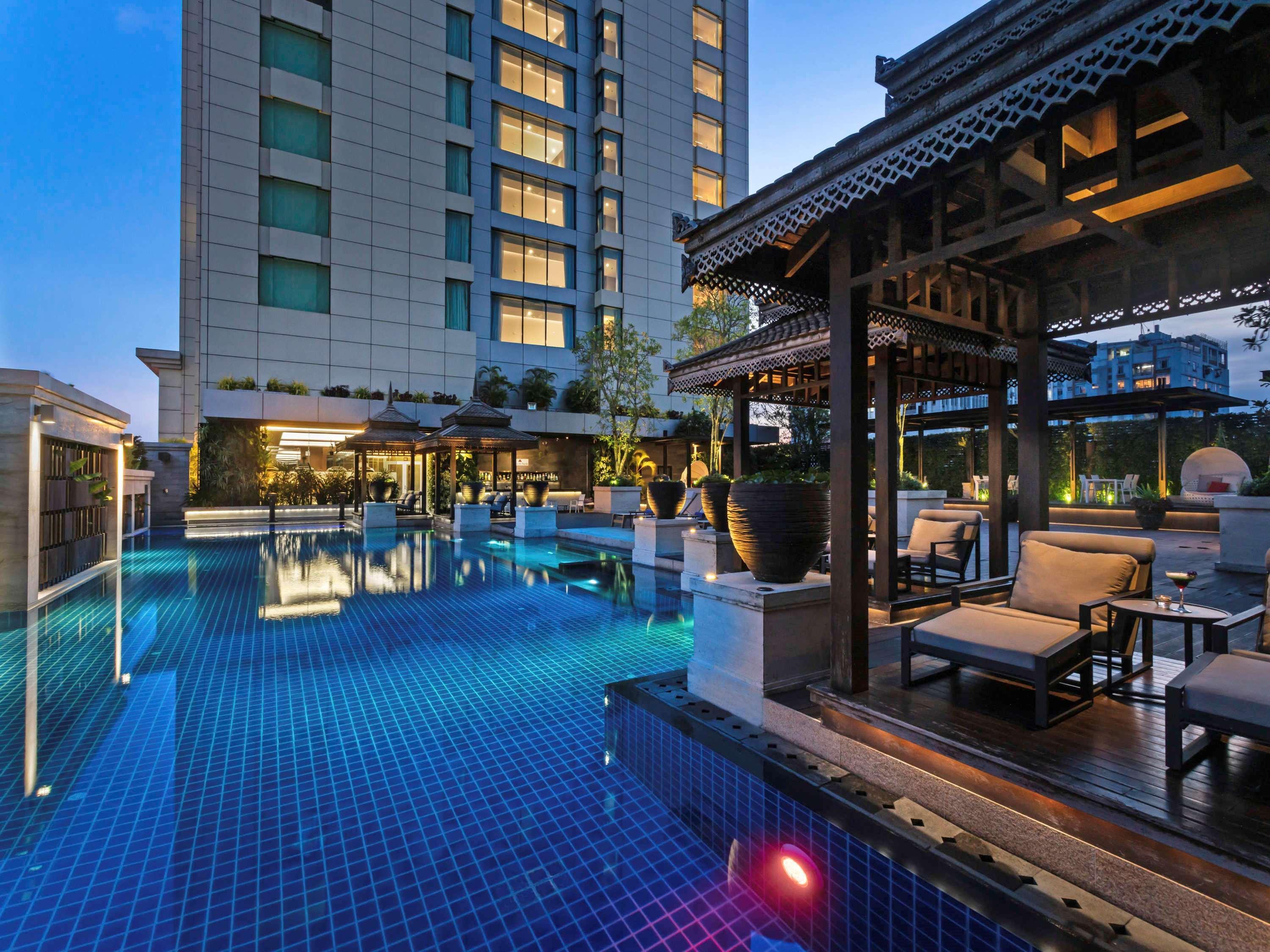 Pullman Yangon Centrepoint Otel Dış mekan fotoğraf
